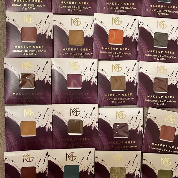 25 makeup geek eyeshadows - Picture 9 of 9